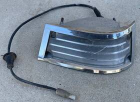 C6sb-13208-a Ford Fomoco Oem Original Factory Assembly 73984 Thunderbird Front Bumper Right Turn Signal Parking Lamp Lens 1966 66