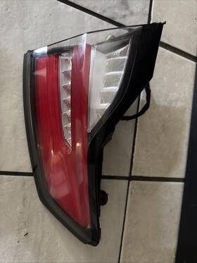 Kt4z13405e Ford 2019-2023 Edge Tail Light Inner Left Oem