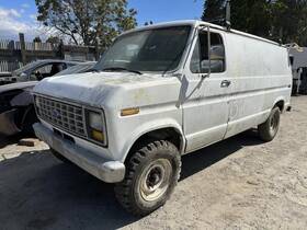 114-00572r Ford Truck Passenger Right Headlight Fits 79-91 E150 Van 1179521 114-00572r Ford Truck Passenger Right Headlight Fits 79-91 E150 Van 1179521
