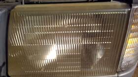 114-00660l Ford Truck Driver Left Headlight Composite Fits 97-07 E150 Van 588307