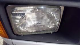 114-01311r Ford Truck Passenger Right Headlight Sealed Beam Fits 97-17 E350 Van 1175058 114-01311r Ford Truck Passenger Right Headlight Sealed Beam Fits 97-17 E350 Van 1175058