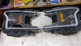 114-10444bl Ford Truck Driver Headlight Led Black Headlamp Bezel Fits 18-20 F150 Pickup 1737310