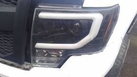 114.fd8614 Ford Truck F150 2014 Headlight 26440266