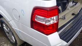 166-00327l Ford Truck Driver Left Tail Light Fits 07-17 Expedition