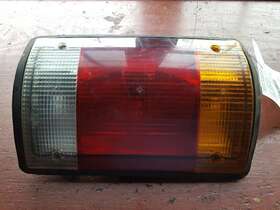 166-02465al Ford Truck Driver Left Tail Light Fits 92-94 E150 Van