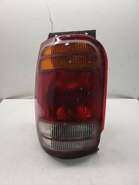166-02475cl Ford Truck Driver Tail Light 4 Door Red And White Lens Fits 98-01 Explorer 1417300 166-02475cl Ford Truck Driver Tail Light 4 Door Red And White Lens Fits 98-01 Explorer 1417300