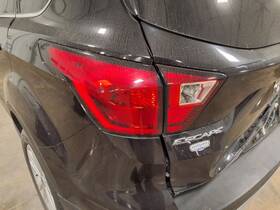 166-10747al Ford Truck Driver Tail Light Liftgate Mounted Bright Red Lens Fits 19 Escape 1630878