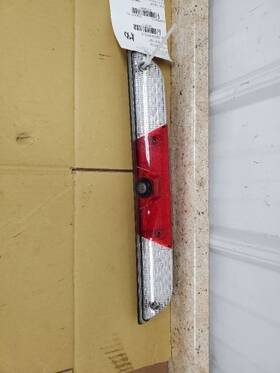 176.fd8318 Ford Truck F250sd 2018 High Mounted Stop Light 286267