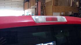 176.fd8506 Ford Truck F150 2006 High Mounted Stop Light