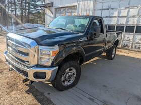 176.fd8n14 Ford Truck F350sd 2014 High Mounted Stop Light 182057