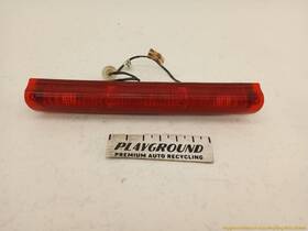 176.fd8s04 Ford Truck Excursion High Mounted Third Brake Stop Light Lamp Fits 2000-2005 00 01 02
