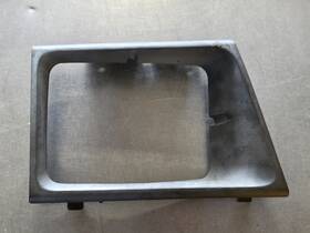 Ford Truck 630-00414ar 1997-2002 E350 Right Passenger Headlight Bezel Oem