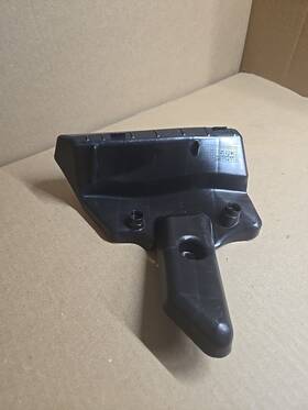 22907454 General Motors New Oem Gm Headlight Bracket Lower Right 2014-19 Cadillac Cts Sedan 184