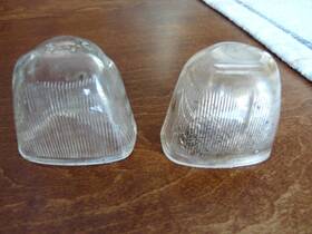 5932761 General Motors 2 Vintage Gm Guide Lens License Lamp 1942-1948 Chevy 46-48 Pontiac 5932761 General Motors 2 Vintage Gm Guide Lens License Lamp 1942-1948 Chevy 46-48 Pontiac