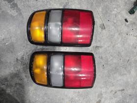 5978266 Gm 2000-2006 Gmc Yukon/chevy Suburban/tahoe Right Rear Tail Light P/n Oem