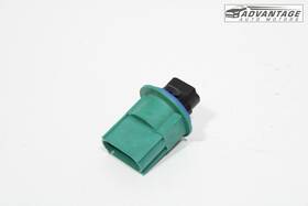 84756828 Gm 18-21 Chevrolet Traverse Rear Left Or Right Side Closure Signal Lamp Switch Oem