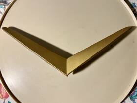 1459041 Gm Cadillac Good Used 1953 Trunk V Emblem # Gold Painted Chrome Original 1459041 Gm Cadillac Good Used 1953 Trunk V Emblem # Gold Painted Chrome Original
