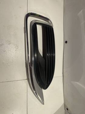 84238814 Gm Oem 2018-21 Enclave Front Bumper Grille -lamp Bezel Right Side Rh