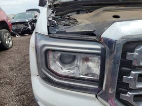114-02893r Gmc Truck Passenger Headlight Classic Style Limited Fits 16-19 Sierra 1500 Pickup 1222627