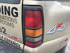 166-00245r Gmc Truck Passenger Tail Light Classic Style Pickup Fits 04-07 Sierra 3500 6963266