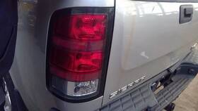 166-02365al Gmc Truck Driver Tail Light Outer Reflector Lens Is Clear Fits 07-09 Sierra Denali 6275958