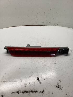 176.gm9h12 Gmc Truck Terrain 2012 High Mounted Stop Light 1229603