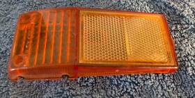 055-7368 Honda 1979 Civic Hatchback Used Part - Front Left Side Marker Lense Reflector
