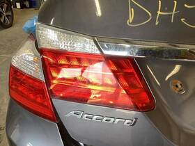166-60189bl Honda Driver Tail Light Sedan Lid Mounted With Led Accent Fits 13-15 Accord 7857929