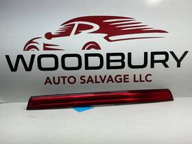 166.ho1p15 Honda 2015 Odyssey Center Light Tail 473188 166.ho1p15 Honda 2015 Odyssey Center Light Tail 473188