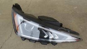 114-10624r Hyundai Passenger Headlight Sedan Halogen Eco Fits 19-20 Elantra 142120 114-10624r Hyundai Passenger Headlight Sedan Halogen Eco Fits 19-20 Elantra 142120