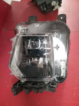 114-11987l Hyundai Driver Left Headlight Led Fits 22-23 Santa Cruz 1050430