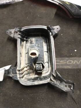 166-11186l Hyundai Driver Left Tail Light Rear Bumper Mounted Fits 20 Venue 1039457