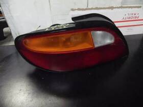 166-58834l Hyundai 96-98 Elantra Sedan Driver Left Tail Light Quarter Mounted