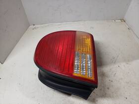 166-60402r Hyundai Passenger Tail Light Quarter Mounted Fits 99-01 Sonata 202214