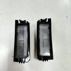 175.hy1m23 Hyundai Elantra License Plate Light Lamp 2024 2023 2022 2021