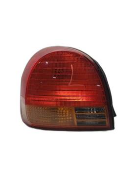 9240138001 Hyundai Driver Left Tail Light Quarter Mounted Fits 99-01 Sonata 1245753