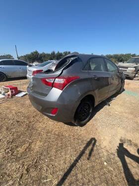92404a5000 Hyundai 2013-2017 Elantra Passenger Right Tail Lamp Oem
