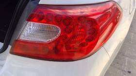 166-51281r Infiniti Passenger Tail Light Quarter Panel Mounted Fits 11-13 M37 328426