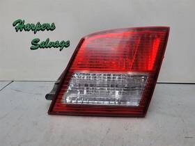 166-59339r Infiniti Passenger Right Tail Light Lid Mounted Fits 02-04 I35 204723