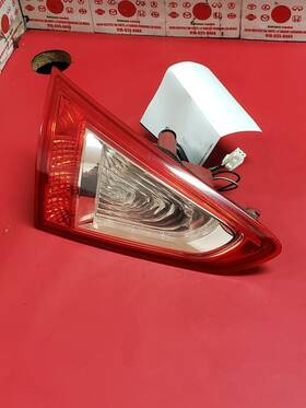 166-50698l Infiniti Ex35 Driver Left Tail Light Gate Mounted Fits 08-12 165660