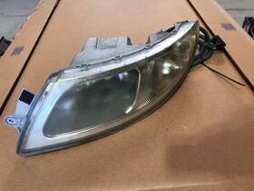 114.111106 International 06 4300 Used Lh Left Headlight Lamp Assembly W Wiring