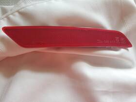 J9d3-13a568-aa Jaguar I-pace Bumper Reflector Rear Right X590 2019 Oem J9d3-13a568-aa Jaguar I-pace Bumper Reflector Rear Right X590 2019 Oem