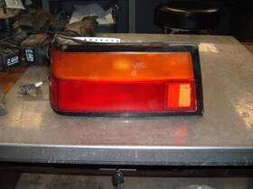 166-58117l Japanese Chrysler Driver Left Tail Light Hatchback Canada Market 100 Fits 85-92 Colt 195013
