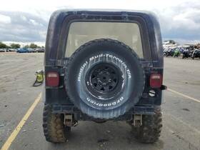 166-01024bl Jeep Driver Left Tail Light Fits 81-86 Cj-series 2196356