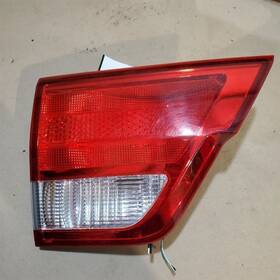 166-02318l Jeep Driver Left Tail Light Liftgate Mounted Fits 11-13 Grand Cherokee 241061 166-02318l Jeep Driver Left Tail Light Liftgate Mounted Fits 11-13 Grand Cherokee 241061