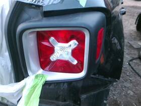 166-02750ar Jeep Passenger Right Tail Light Silver Bezel Fits 15-18 Renegade 807739 166-02750ar Jeep Passenger Right Tail Light Silver Bezel Fits 15-18 Renegade 807739