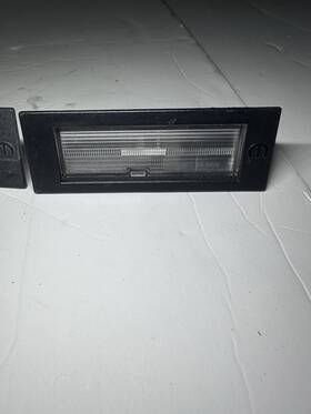 175.am8121 Jeep Pair Renegade License Plate Light Lamp 2023 2022 2021 2020 2019 2018