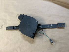 56000718 Jeep 84-90 Cherokee Xj Comache Mj Retractable Under Hood Work Light 1984-1990