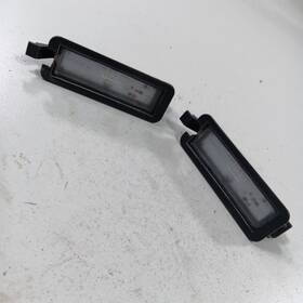 175.ch9419 Jeep/plymouth Truck Compass License Plate Light Lamp 2018 2019 2020 2021 175.ch9419 Jeep/plymouth Truck Compass License Plate Light Lamp 2018 2019 2020 2021