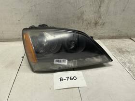 4445099871 Kia 2006 Sorento Lx Front Right Passenger Side Headlamp Oem